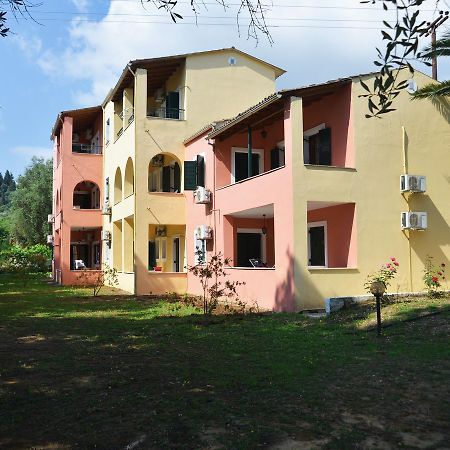Joanna Apartments Контокали Екстериор снимка