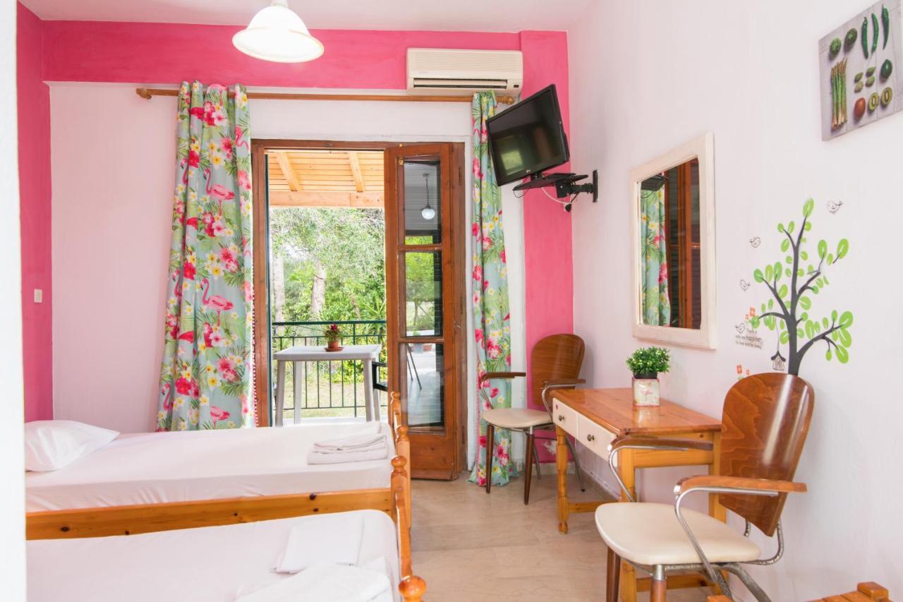 Joanna Apartments Контокали Екстериор снимка
