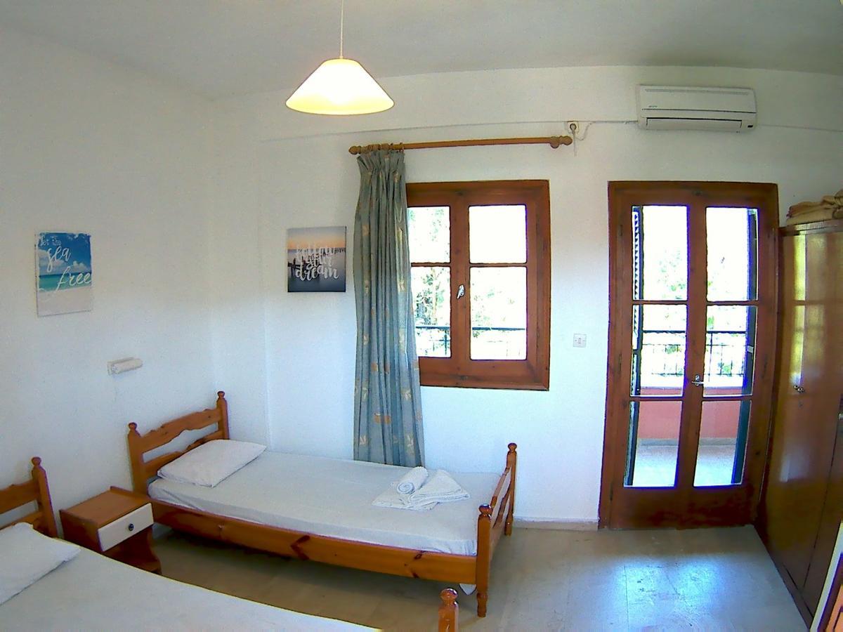 Joanna Apartments Контокали Екстериор снимка