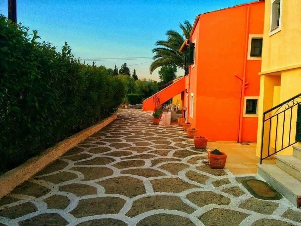 Joanna Apartments Контокали Екстериор снимка