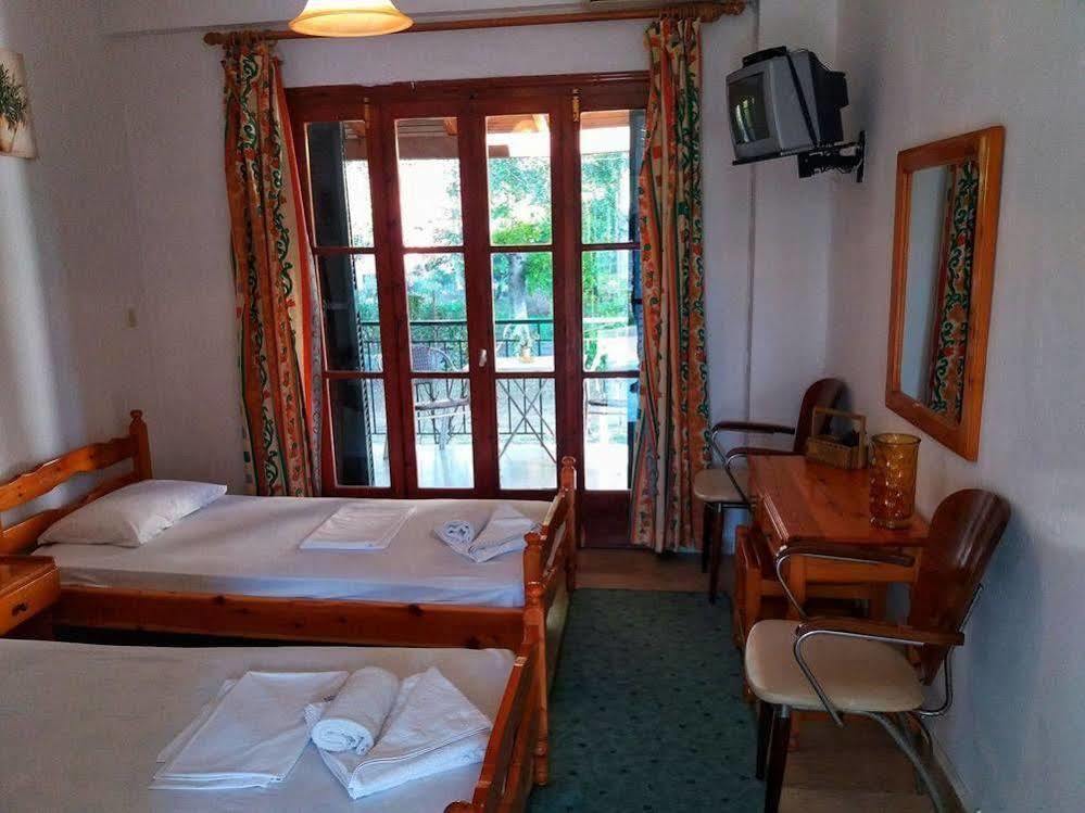 Joanna Apartments Контокали Екстериор снимка
